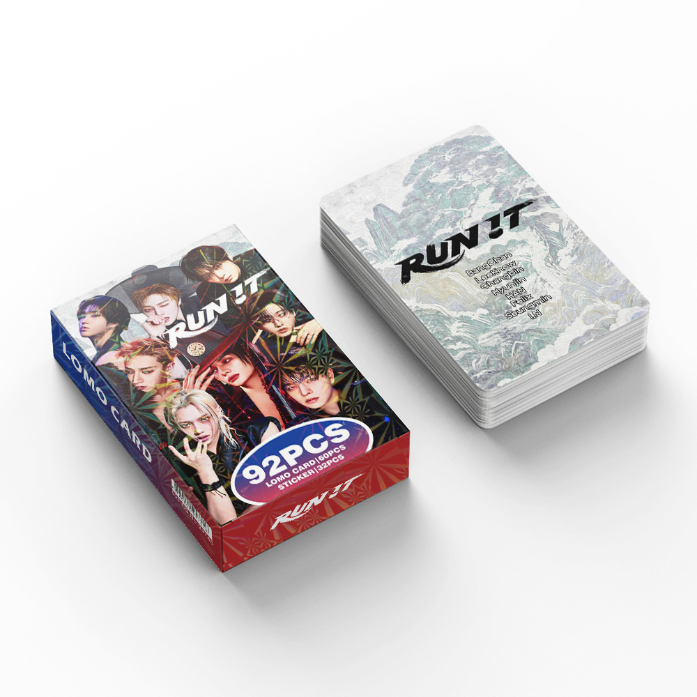 Audio Music Lollipop - 92枚のK-POPボーイズグループミニカード、「RUN IT」の公式グッズ、3インチフォトカード、セレブステッカー、LOMOカード、ファンギフト